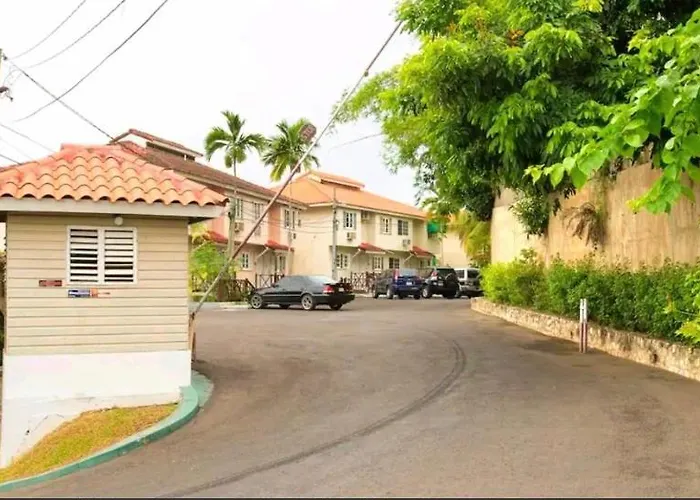 Samreak Chivit Apartamento *