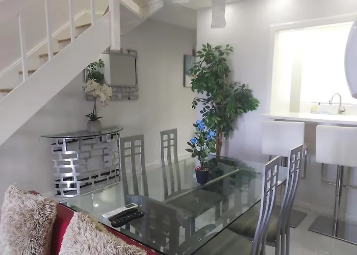 Samreak Chivit Apartamento Montego Bay